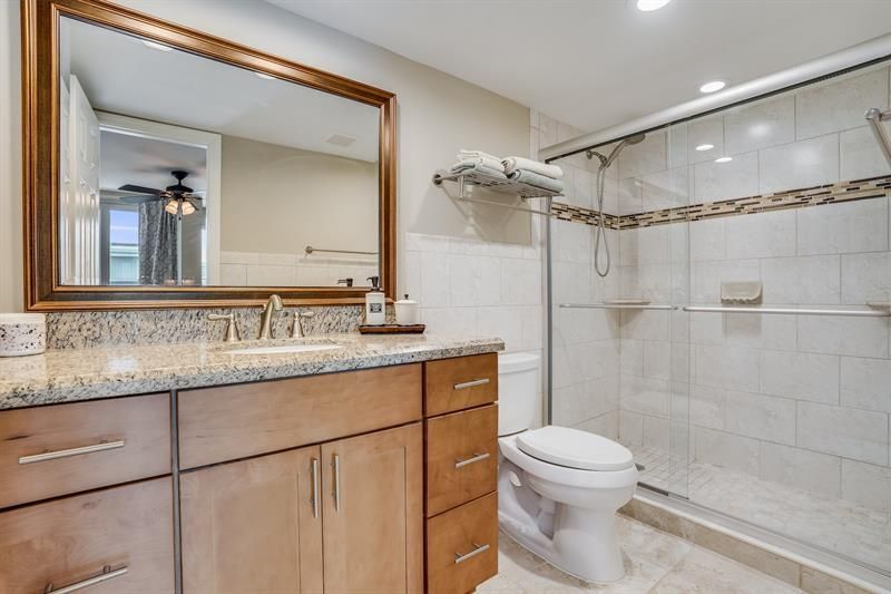 658 Kensington Place, Unit 11B, Wilton Manors, FL 33305 Photo