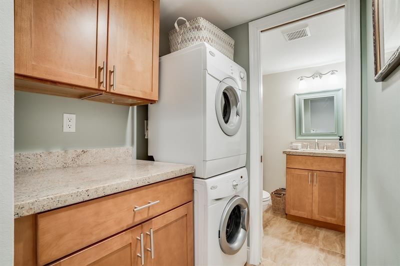 658 Kensington Place, Unit 11B, Wilton Manors, FL 33305 Photo