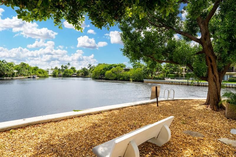 658 Kensington Place, Unit 11B, Wilton Manors, FL 33305 Photo