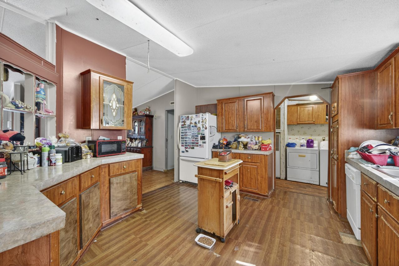 1165 Thomas Walters Road Photo 12