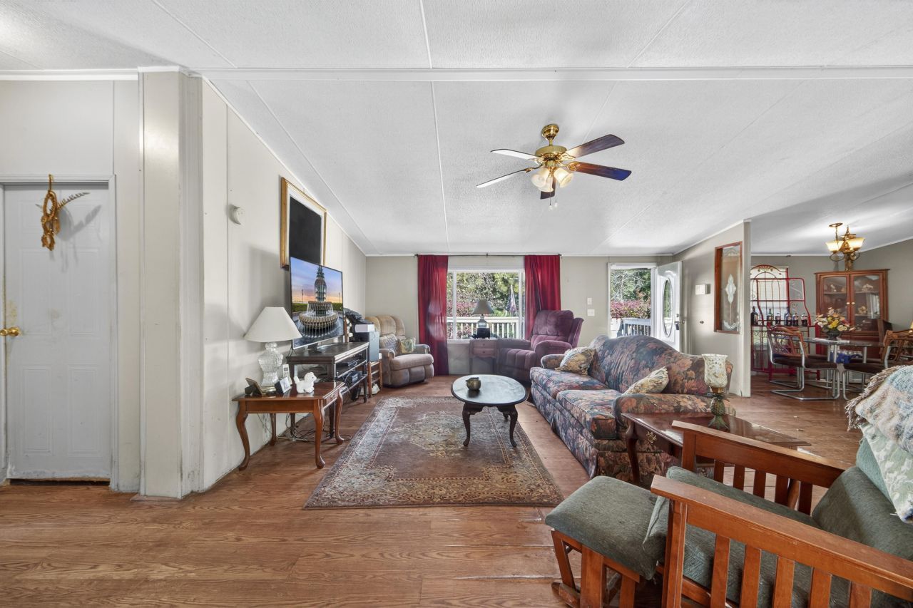 1165 Thomas Walters Road Photo 7