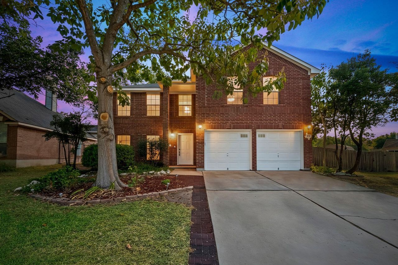 202 E Custers Creek Bnd, Pflugerville, TX 78660 Main Photo
