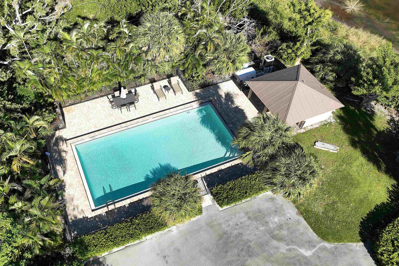 1321 Seaspray Ln, Sanibel, FL 33957 Photo