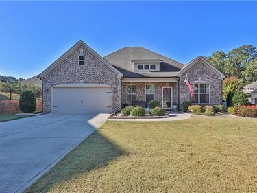 3848 Heirloom Loop Court, Buford, GA 30519