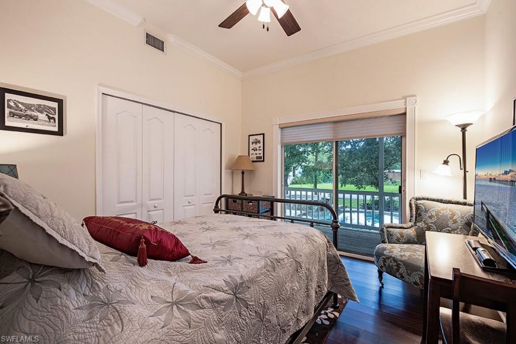 5070 Palmetto Woods Dr, Naples, FL 34119 Photo