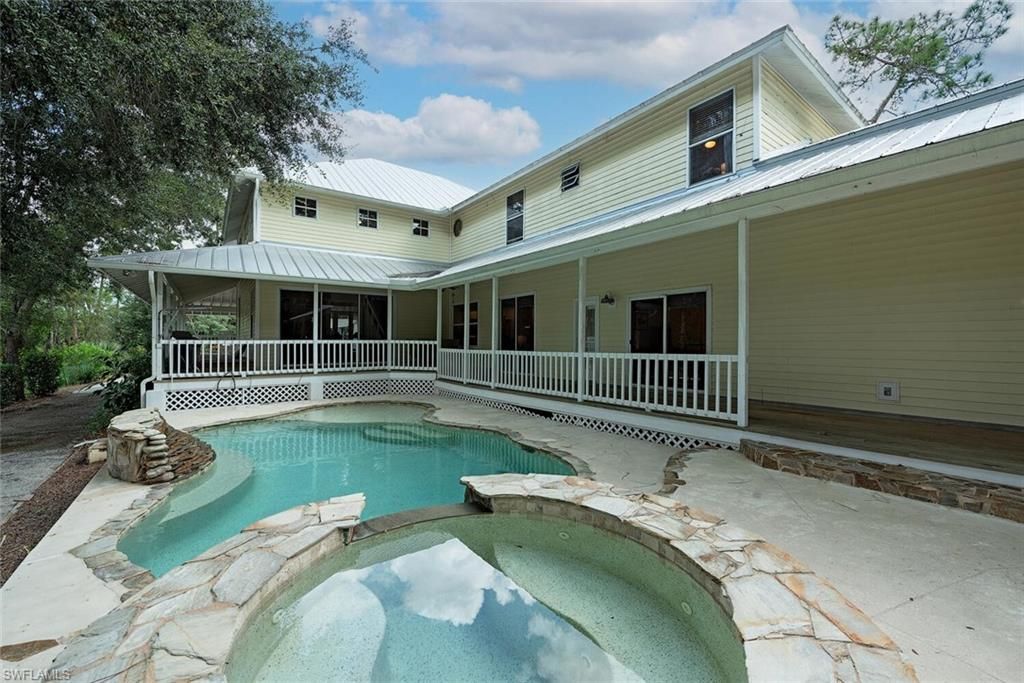 5070 Palmetto Woods Dr, Naples, FL 34119 Photo