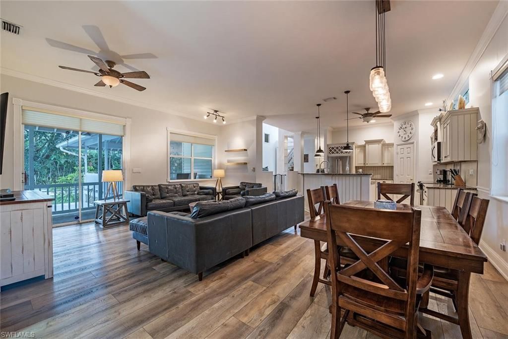 5070 Palmetto Woods Dr, Naples, FL 34119 Photo