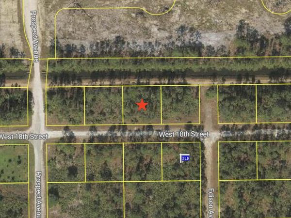 402 W 18th Street, Lehigh Acres, FL 33972