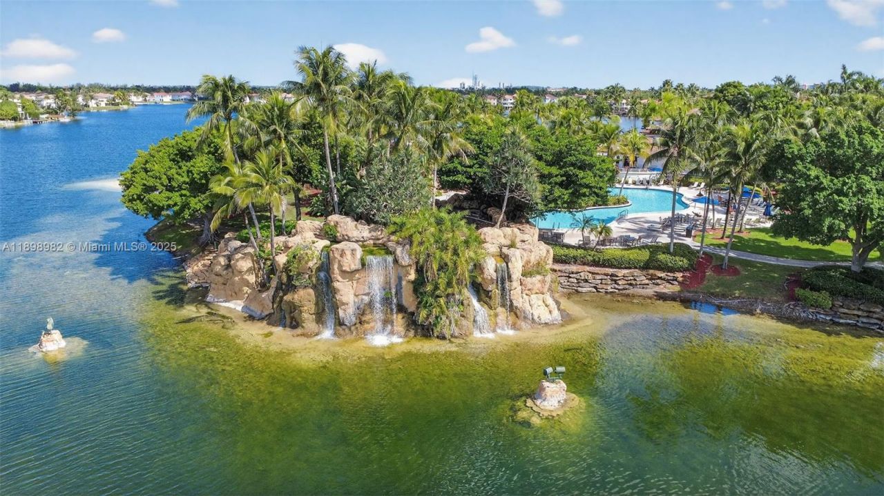 11244 NW 58th Ter, Doral, FL 33178 Photo