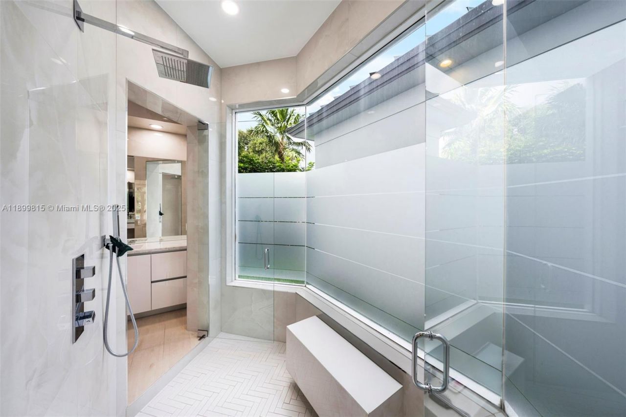 2800 NE 40th St, Fort Lauderdale, FL 33308 Photo