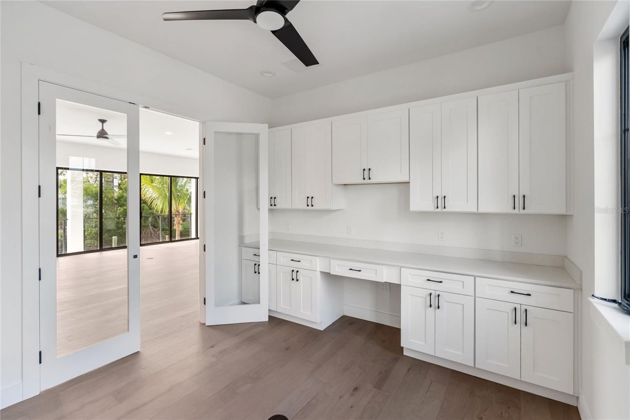 530 De Narvaez Drive, Longboat Key, FL 34228 Photo