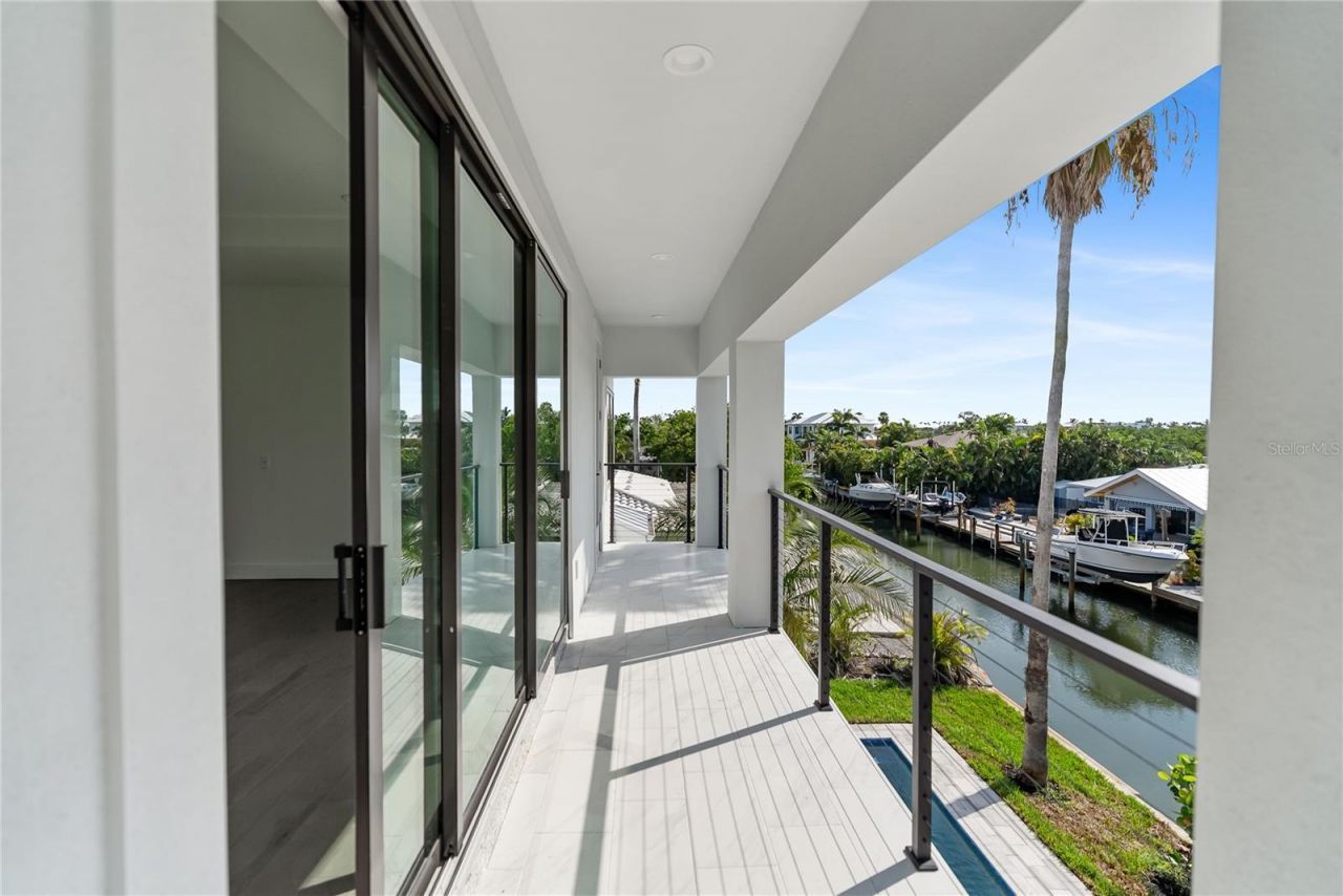 530 De Narvaez Drive, Longboat Key, FL 34228 Photo