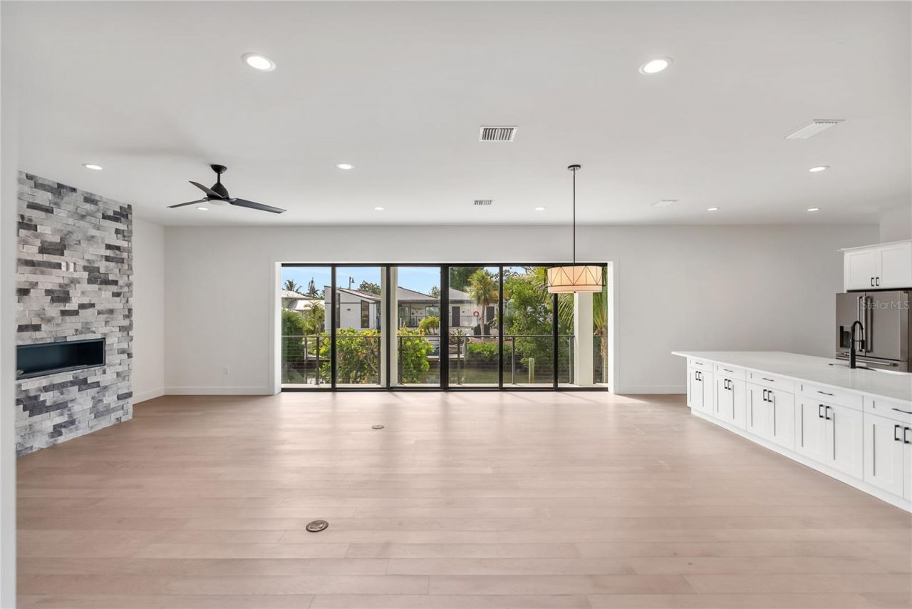 530 De Narvaez Drive, Longboat Key, FL 34228 Photo