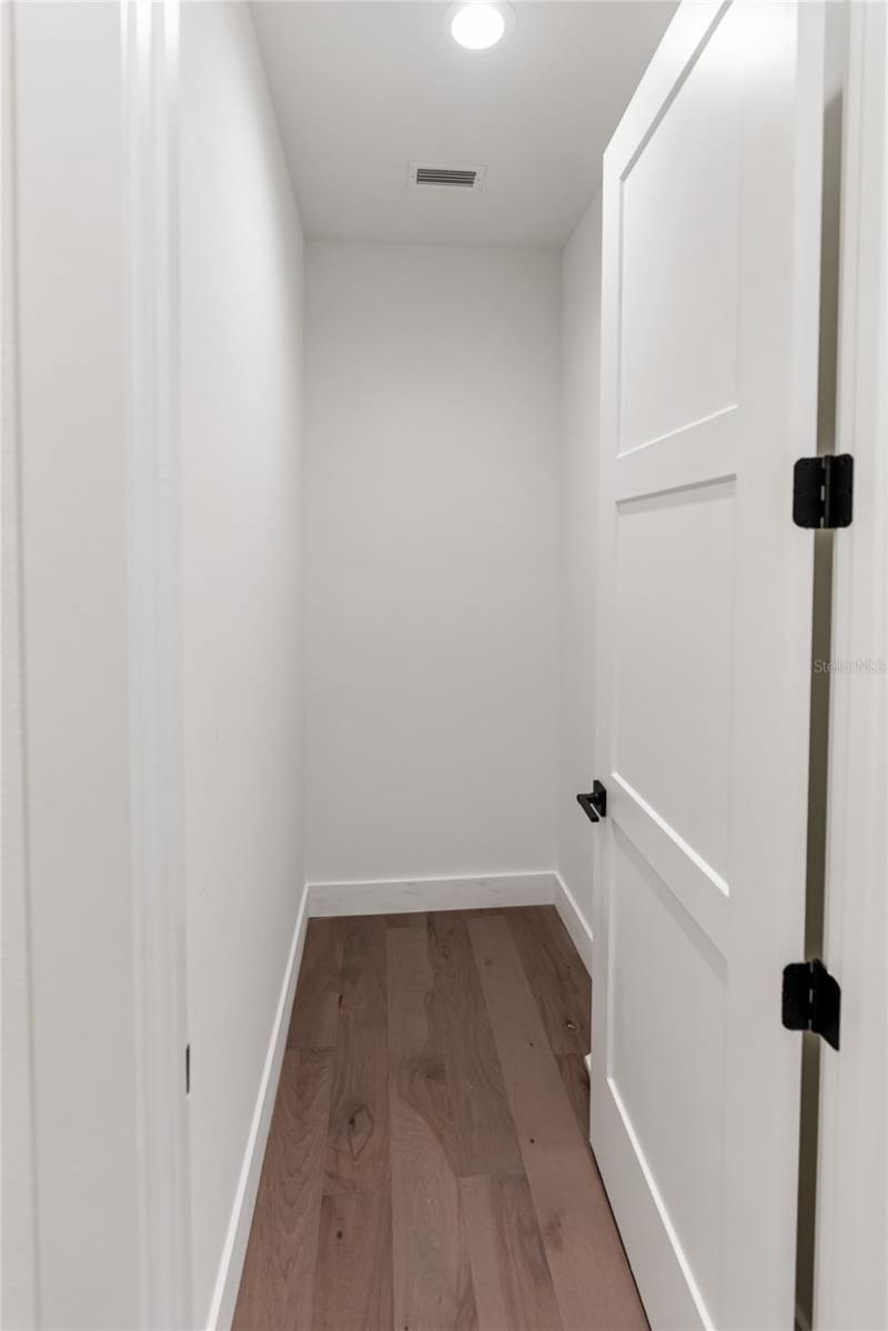 530 De Narvaez Drive, Longboat Key, FL 34228 Photo