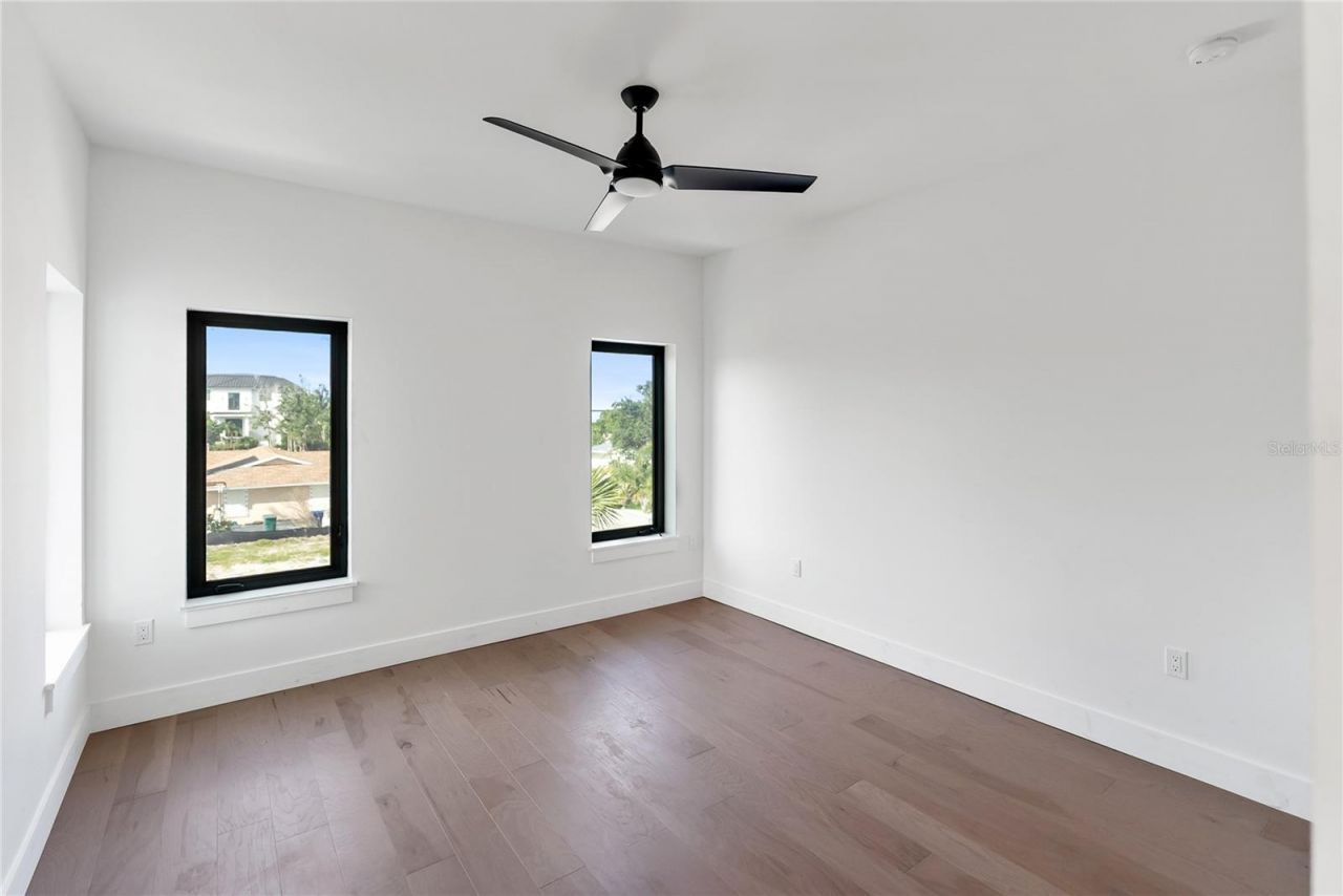 530 De Narvaez Drive, Longboat Key, FL 34228 Photo