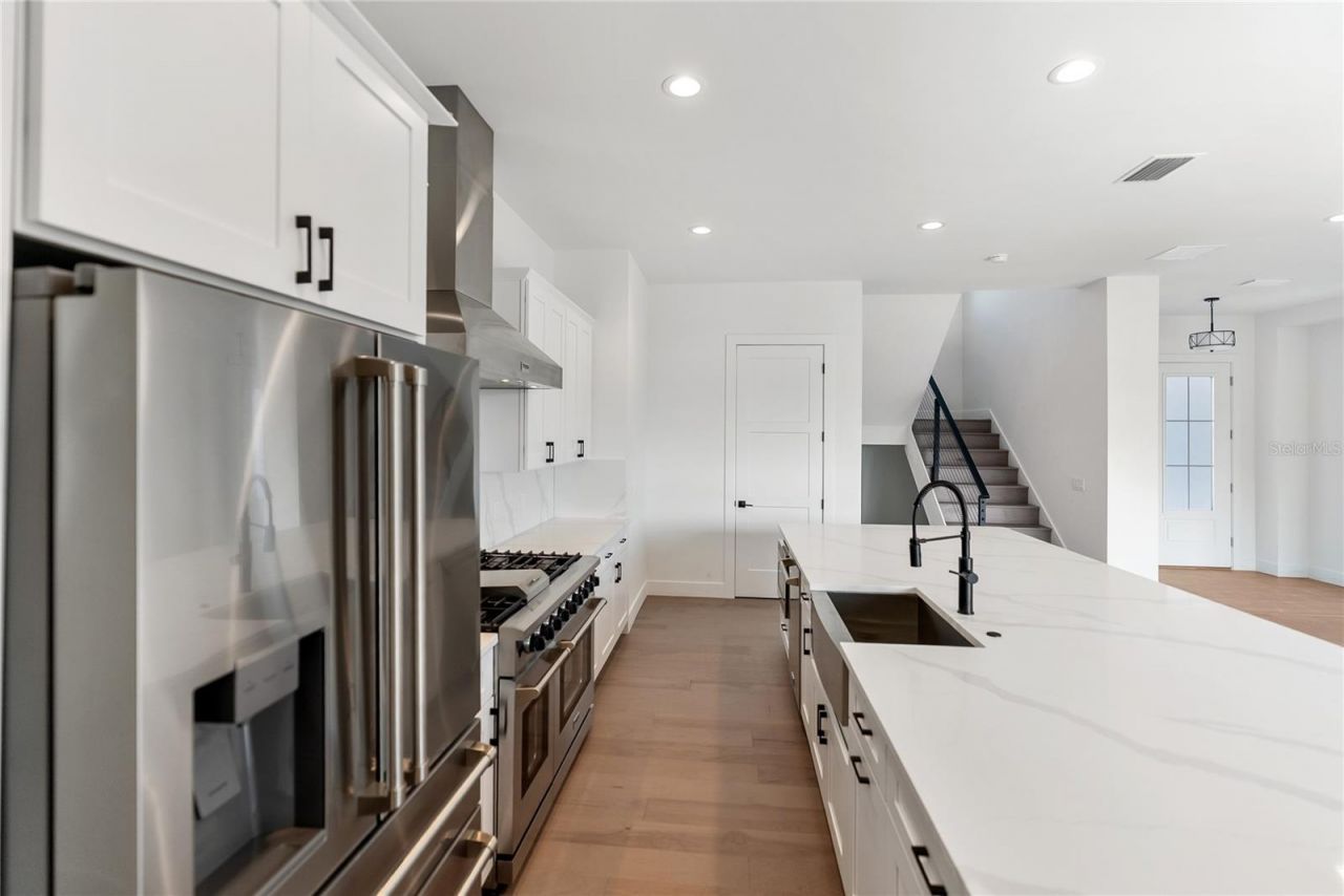 530 De Narvaez Drive, Longboat Key, FL 34228 Photo