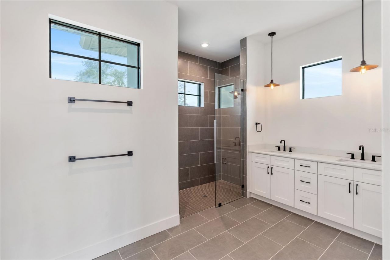 530 De Narvaez Drive, Longboat Key, FL 34228 Photo