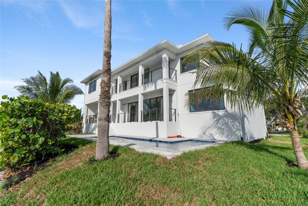 530 De Narvaez Drive, Longboat Key, FL 34228 Photo