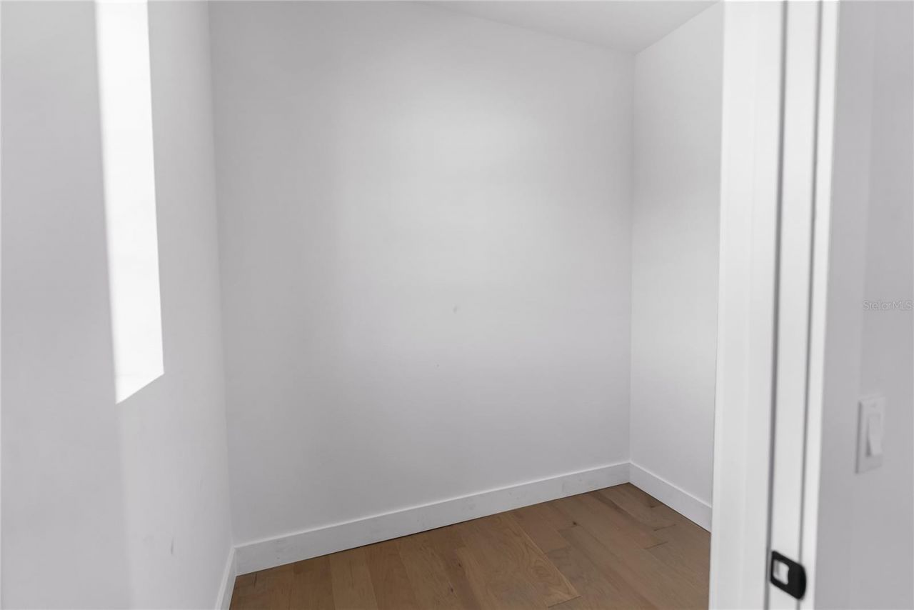 530 De Narvaez Drive, Longboat Key, FL 34228 Photo