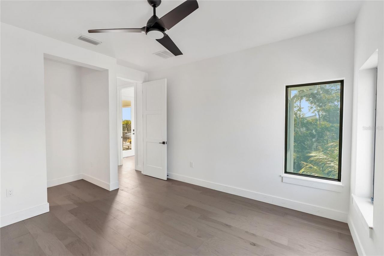 530 De Narvaez Drive, Longboat Key, FL 34228 Photo