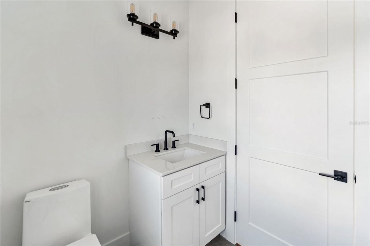 530 De Narvaez Drive, Longboat Key, FL 34228 Photo