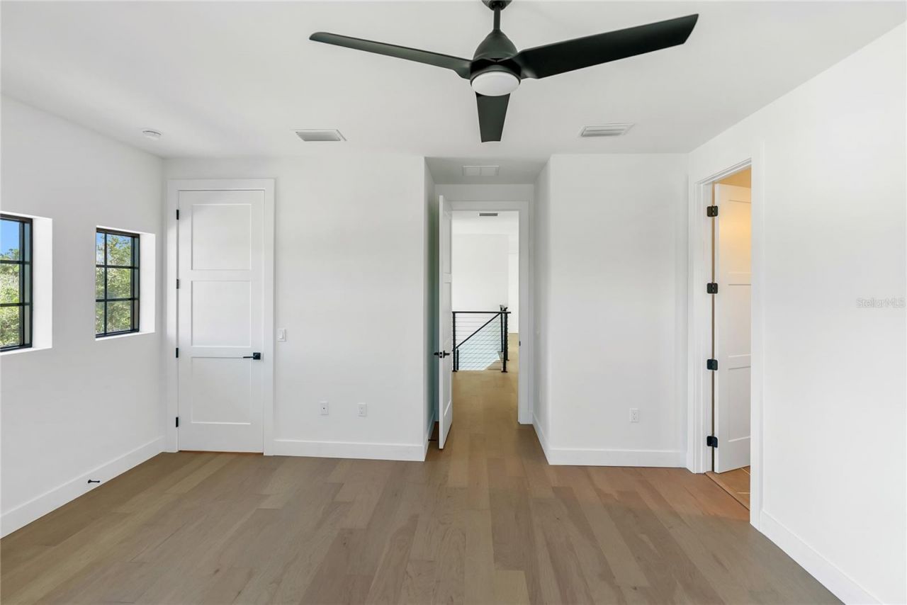 530 De Narvaez Drive, Longboat Key, FL 34228 Photo