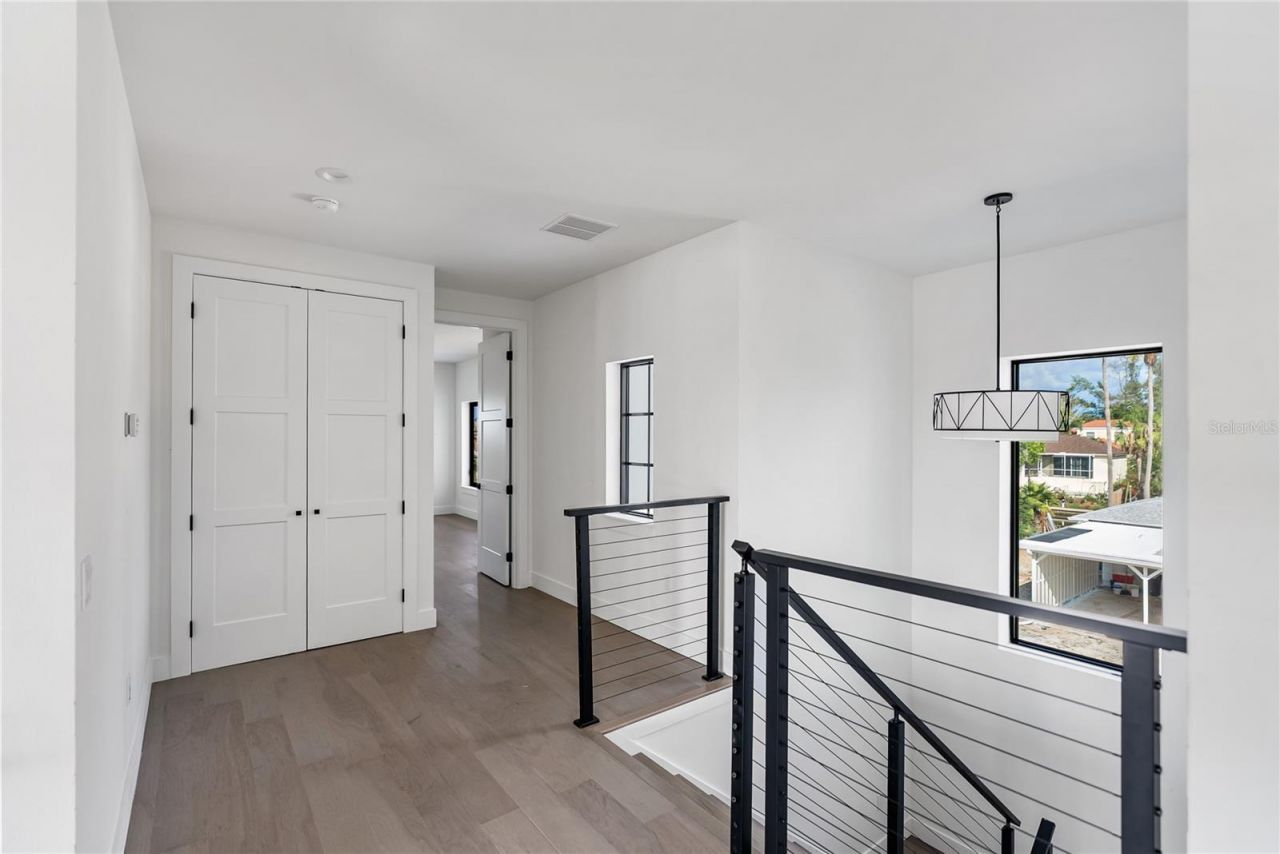 530 De Narvaez Drive, Longboat Key, FL 34228 Photo