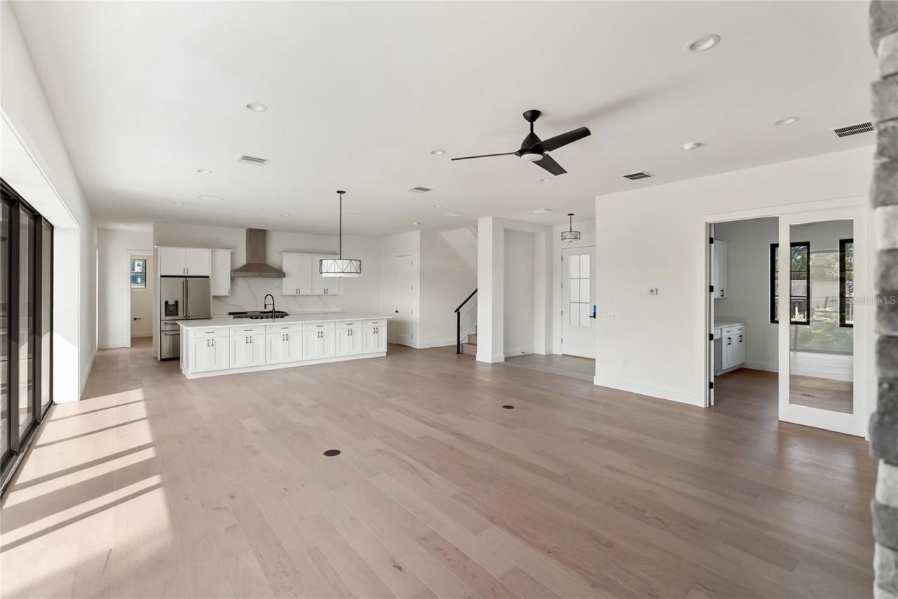 530 De Narvaez Drive, Longboat Key, FL 34228 Photo