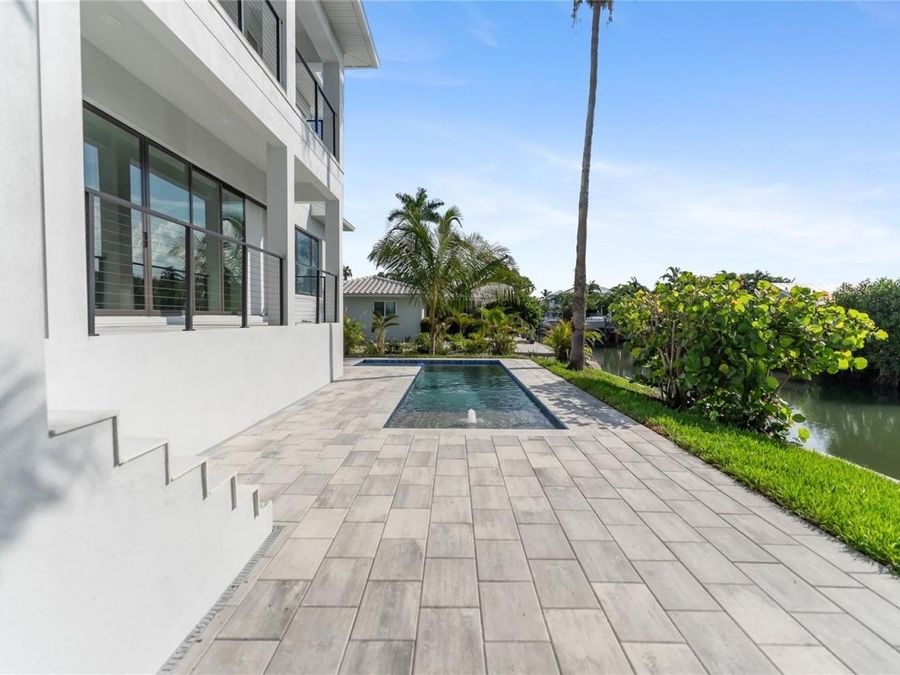Property Image 79