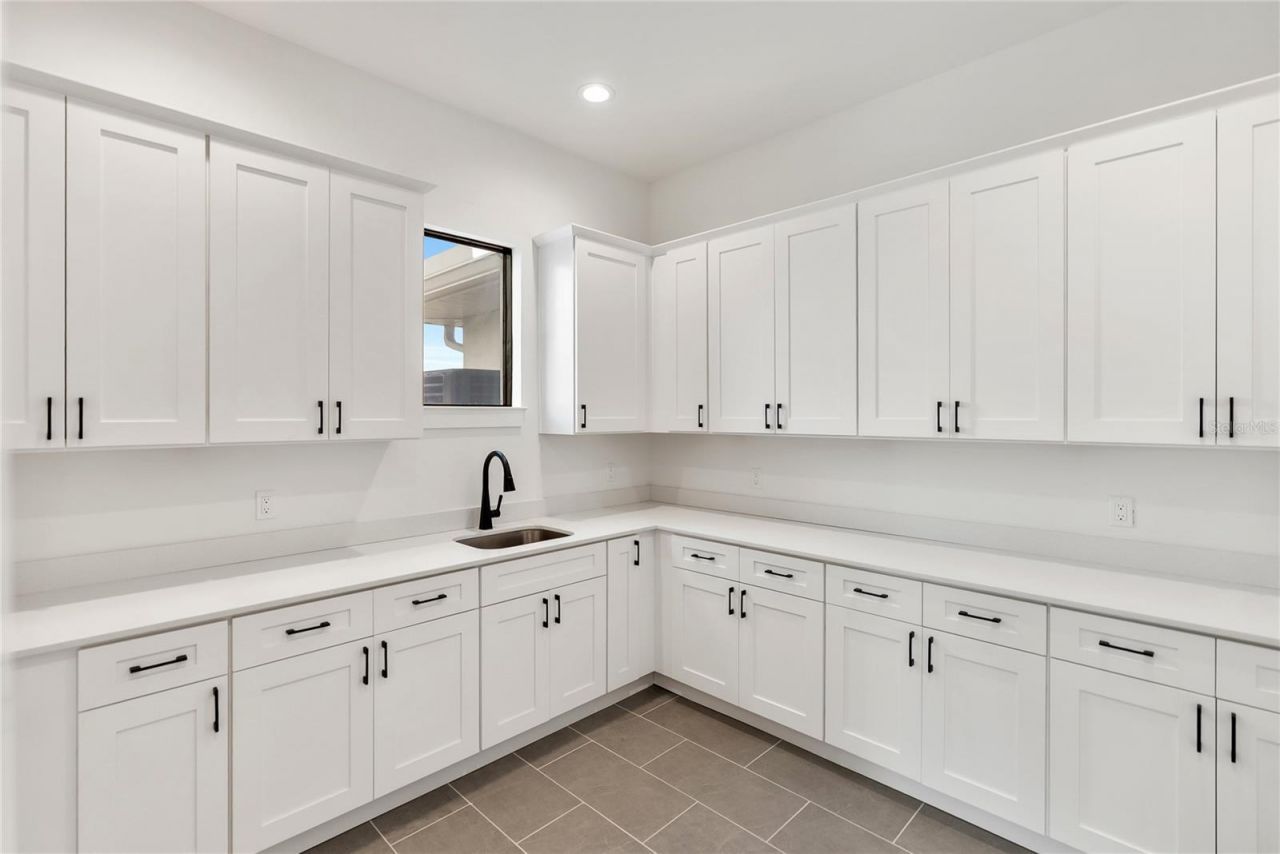 530 De Narvaez Drive, Longboat Key, FL 34228 Photo