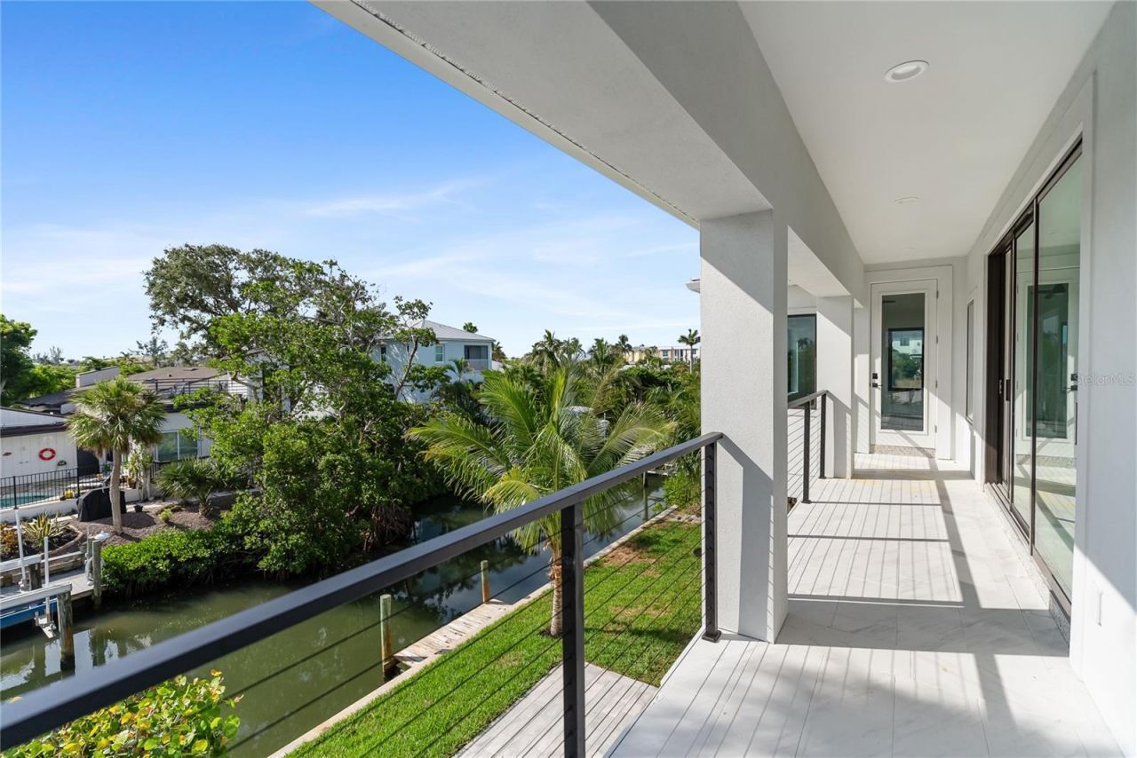 530 De Narvaez Drive, Longboat Key, FL 34228 Photo