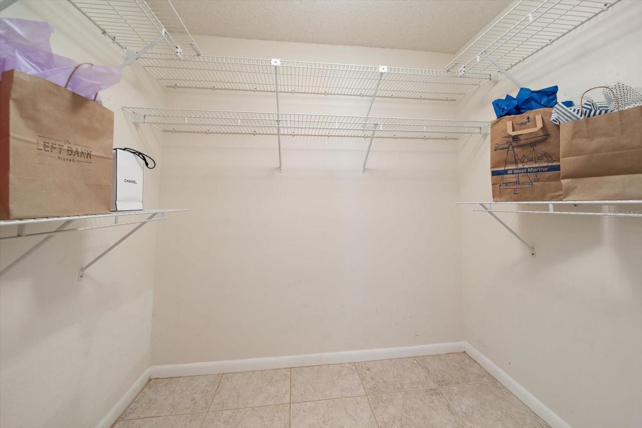 1105 Deer Run Place, Valrico, FL 33594 Photo