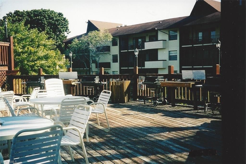 600 Neapolitan Way, Unit 147, Naples, FL 34103 Photo