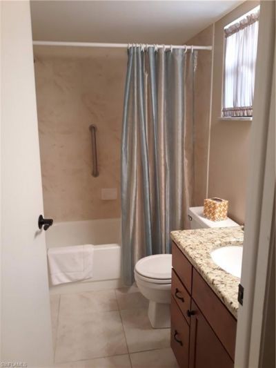 600 Neapolitan Way, Unit 147, Naples, FL 34103 Photo