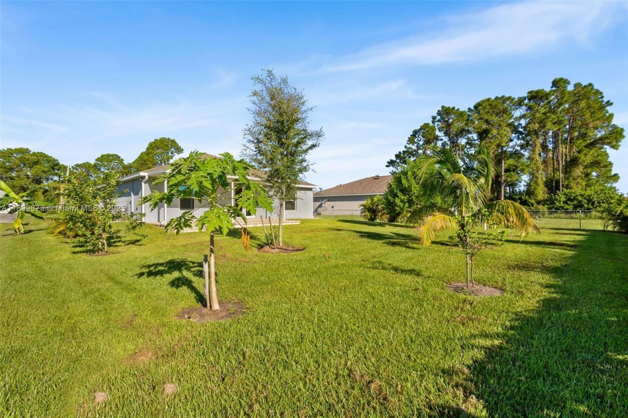 358 Pembroke St, Lehigh Acres, FL 33974 Photo