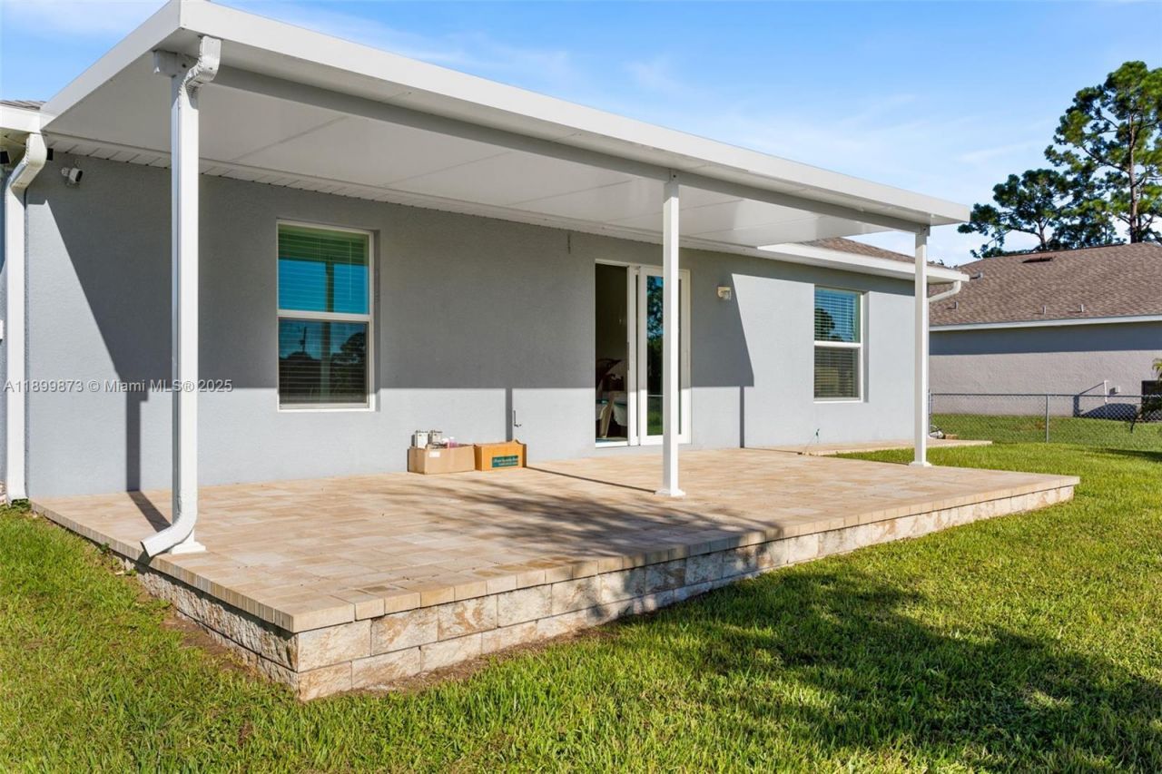 358 Pembroke St, Lehigh Acres, FL 33974 Photo