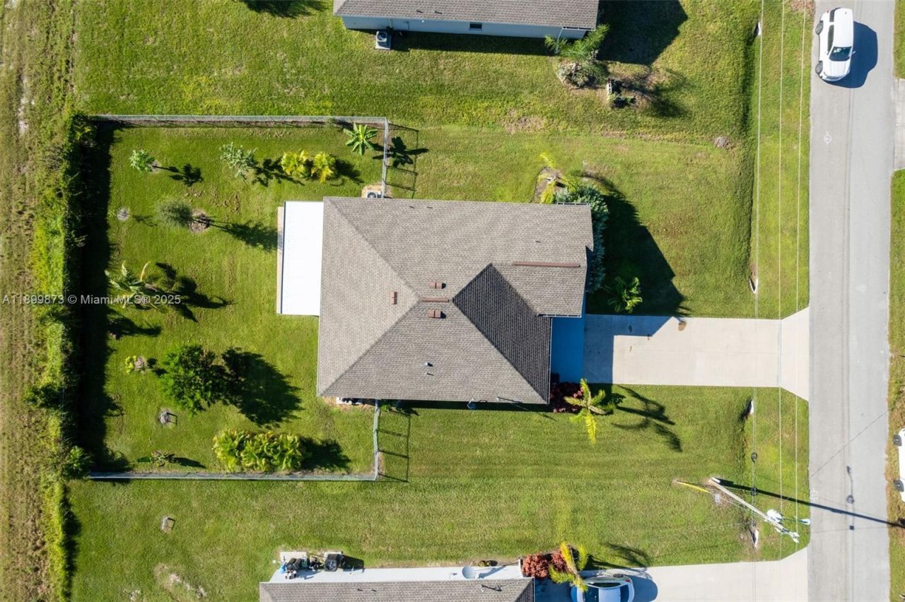 358 Pembroke St, Lehigh Acres, FL 33974 Photo