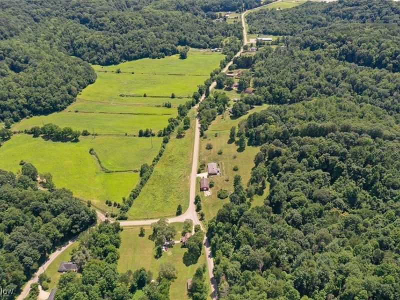 1728 Tall Timber Road NE, New Philadelphia, OH 44663 Photo 23