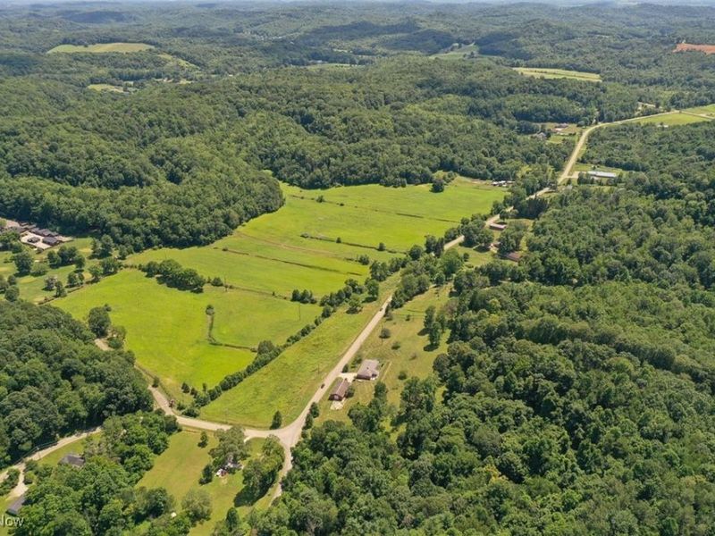 1728 Tall Timber Road NE, New Philadelphia, OH 44663 Photo 24