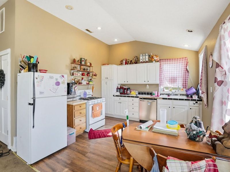 169 E Main Street, Donnelsville, OH 45319 Photo 68