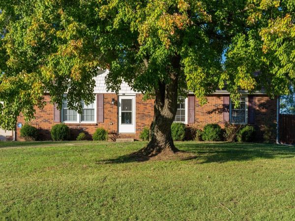 515 Cheatham Dr, Clarksville, TN 37042