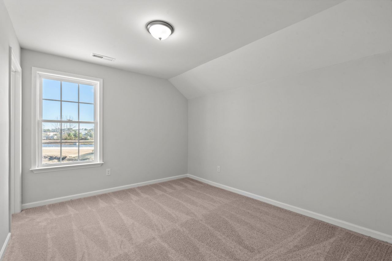 471 Lifestyle Court Photo 16