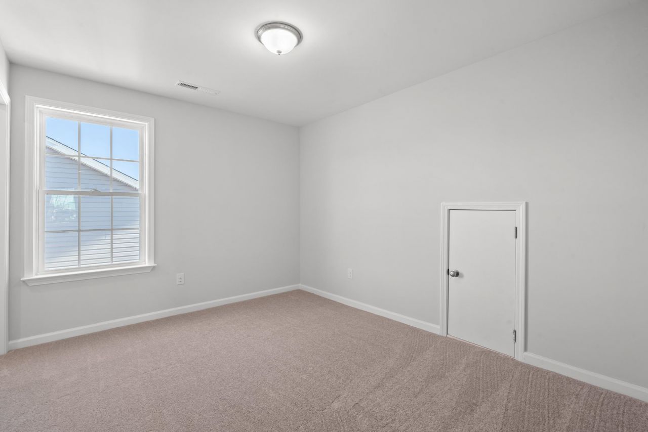 471 Lifestyle Court Photo 18