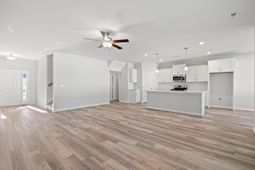 471 Lifestyle Court photo 4