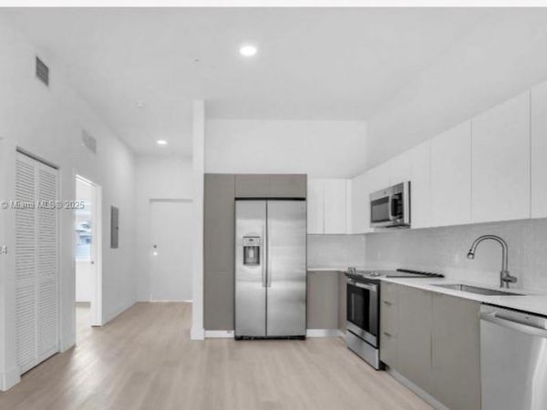501 N WEST DIXIE HWY, Unit C101, Hallandale Beach, FL 33009