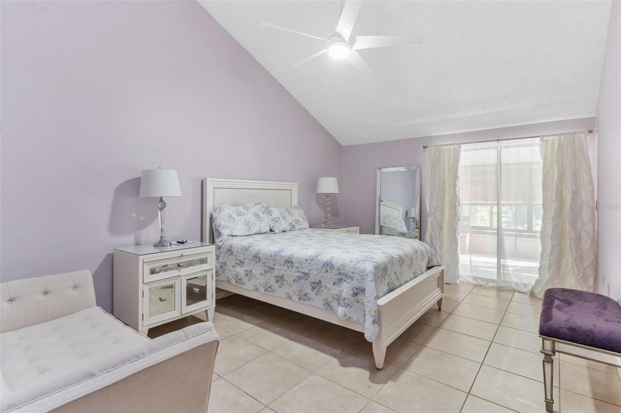 401 Clusterwood Drive, Yalaha, FL 34797 Photo