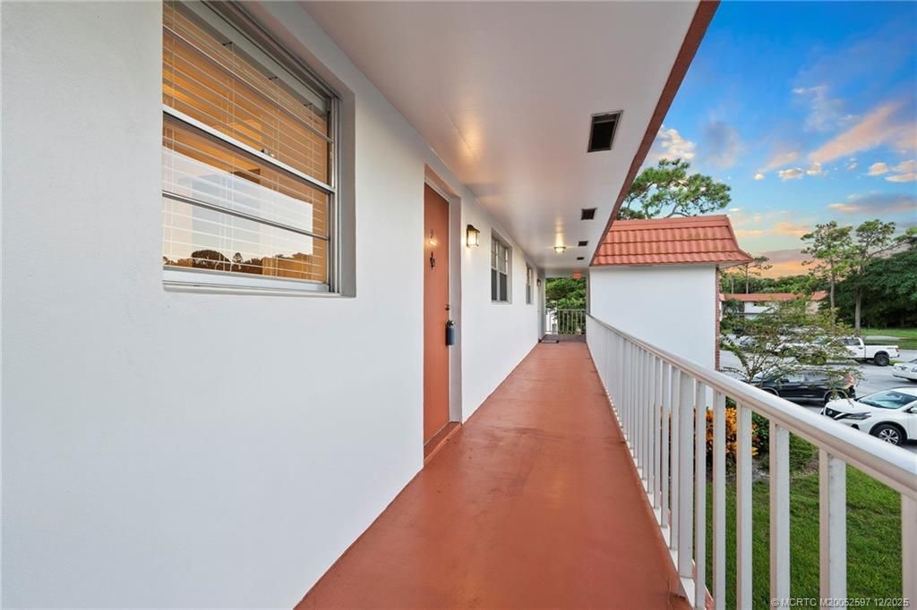 2600 SE Ocean Boulevard, Unit M9, Stuart, FL 34996 Photo