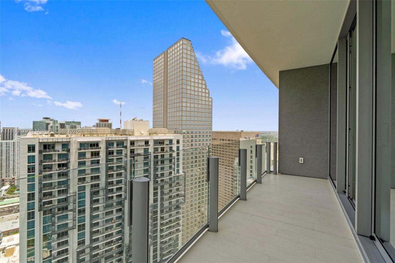 300 Biscayne Blvd Way, Unit 4508, Miami, FL 33131 Photo