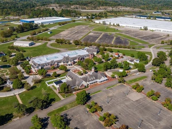 5825 Raiders Road, Frazeysburg, OH 43822