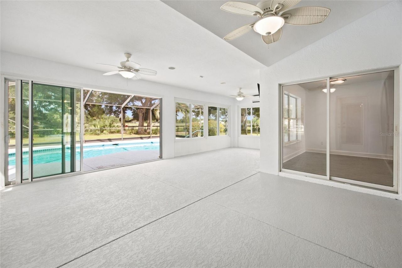 16050 NW 10th Circle, Citra, FL 32113 Photo